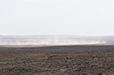 自然現象と影響3：窪地でダストが発生する様子